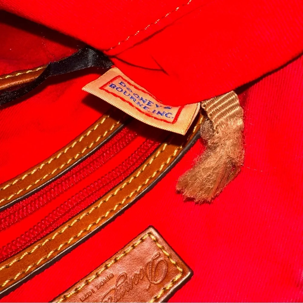Dooney & Bourke Pink Nylon Crossbody Messenger Bag Pockets Brown Leather Straps - Picture 14 of 16